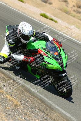 media/Oct-16-2022-TrackXperience (Sun) [[236a00b5b6]]/Group 3/session 4 turn 2/